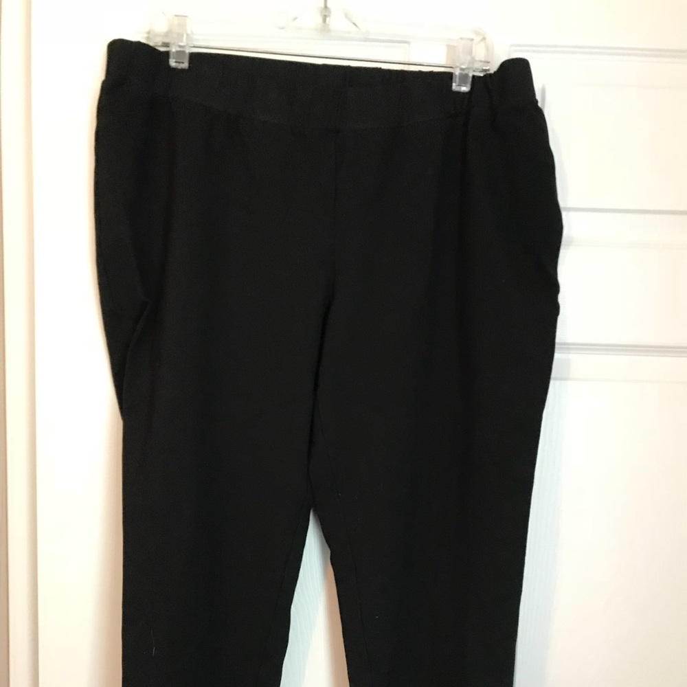 Black leggings